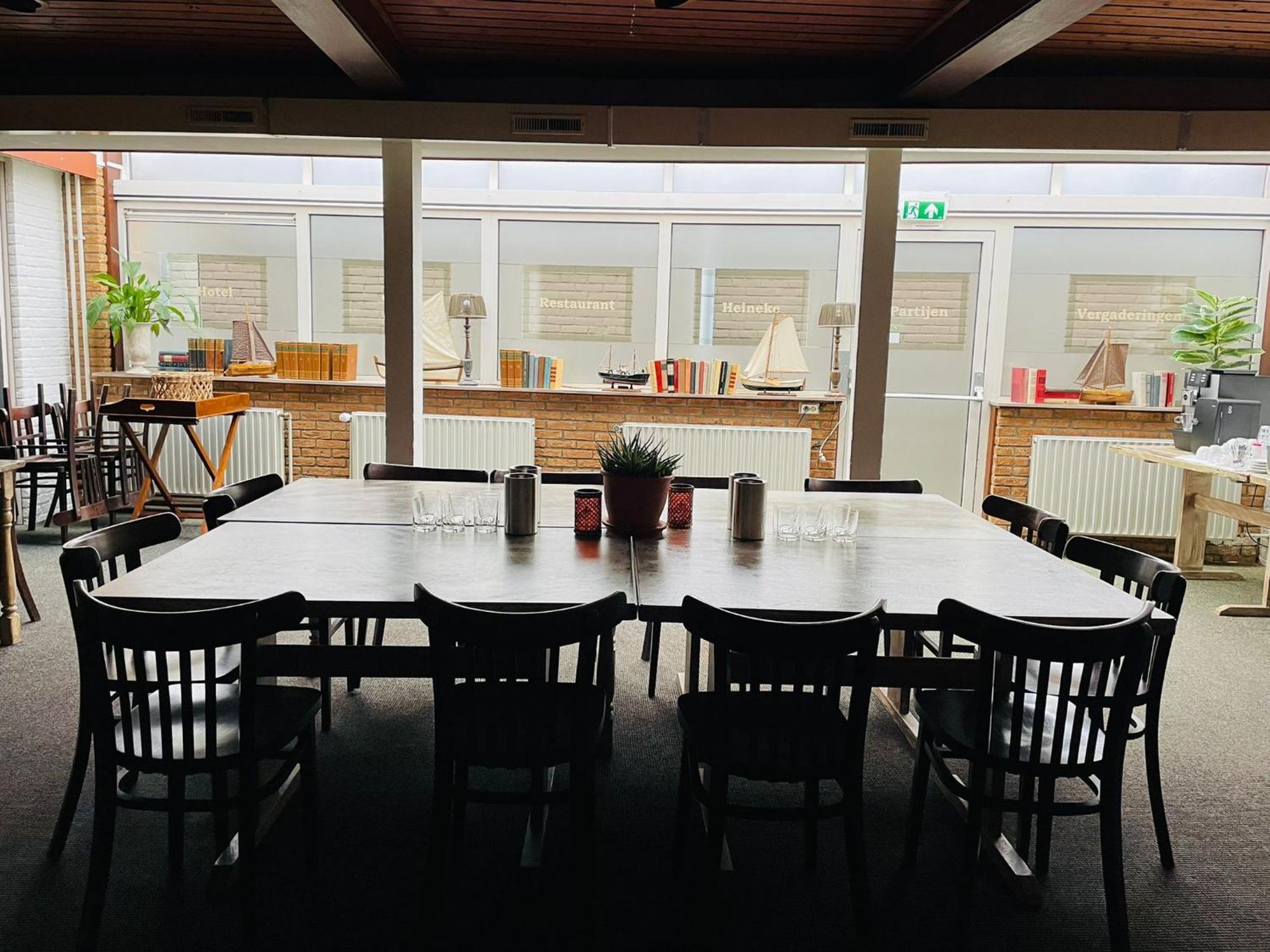 Hotel Cafe Restaurant Heineke Loosdrecht Εξωτερικό φωτογραφία